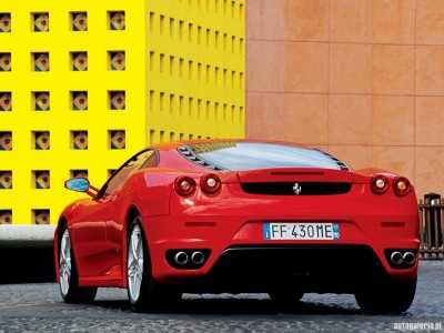 ferrari_f430_2004_02_b.jpg